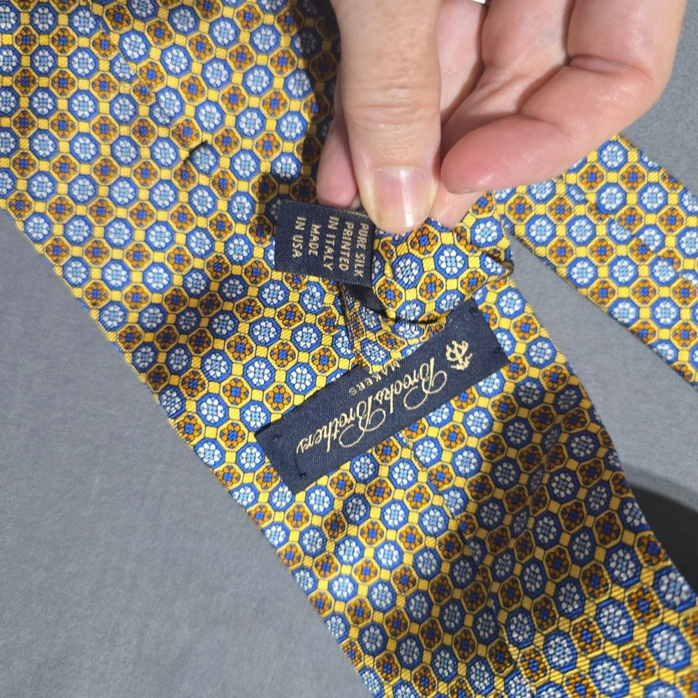 Brooks Brothers Necktie Mens Yellow Blue Silk Geometric Medallion Makers Italy